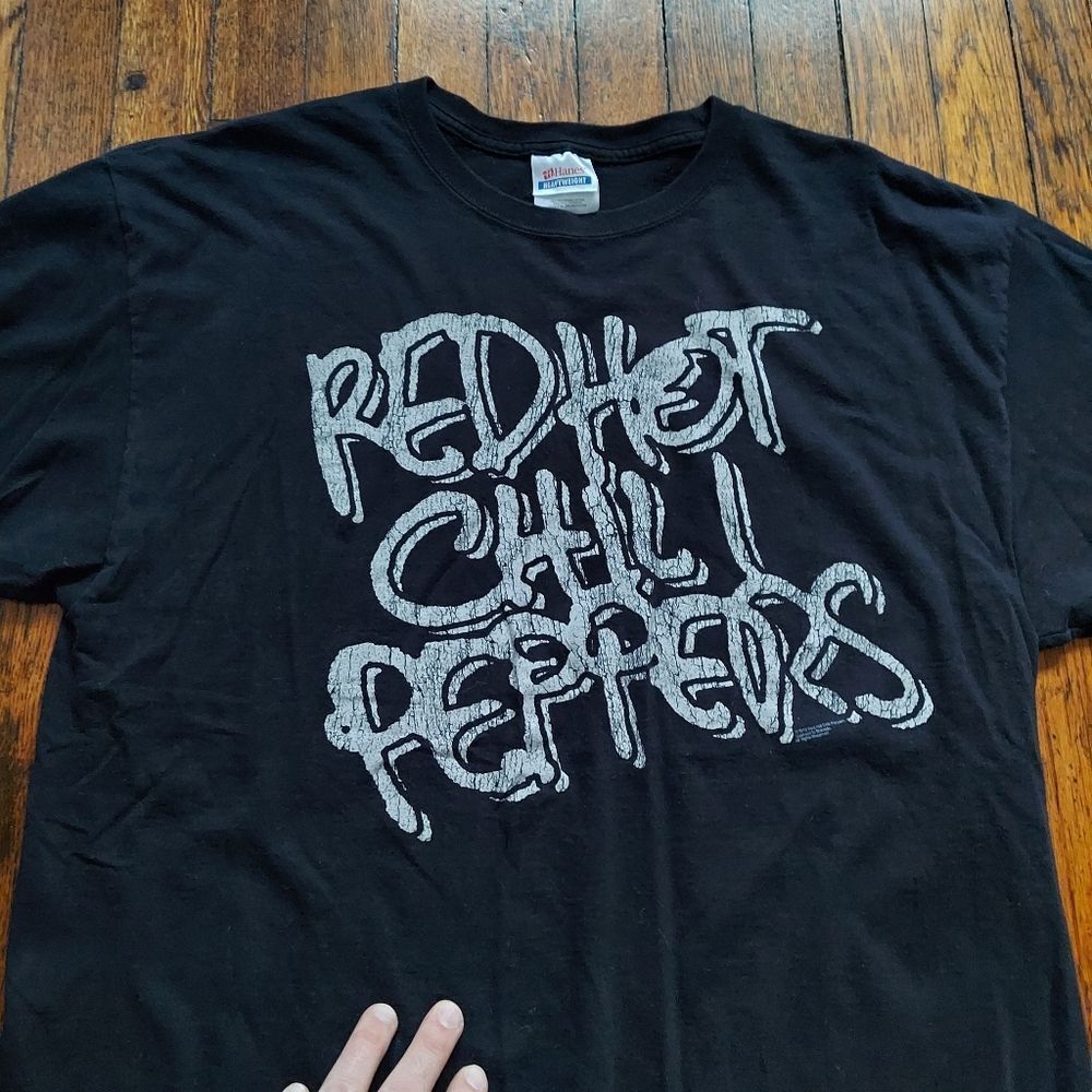 🔥2010 Red Hot Chili Peppers Band Tee🔥